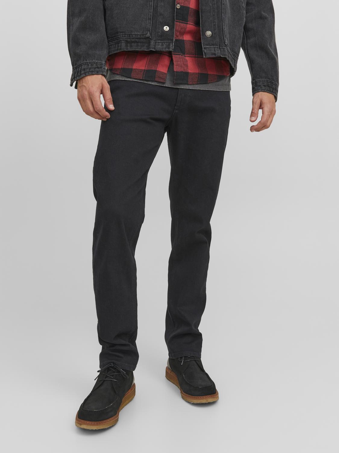 model_shot-front